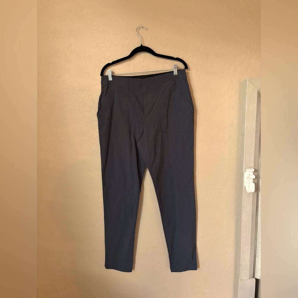 Eddie Bauer 12 Tall Pants Gray Elastic Waist Tapered Leg w Pockets Casual
